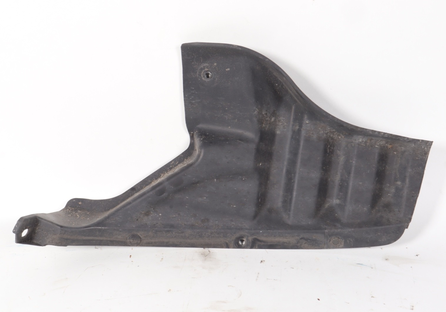 2014-22 MITSUBISHI OUTLANDER REAR RIGHT PASSENGER SIDE QUARTER GUARD SHIELD OEM