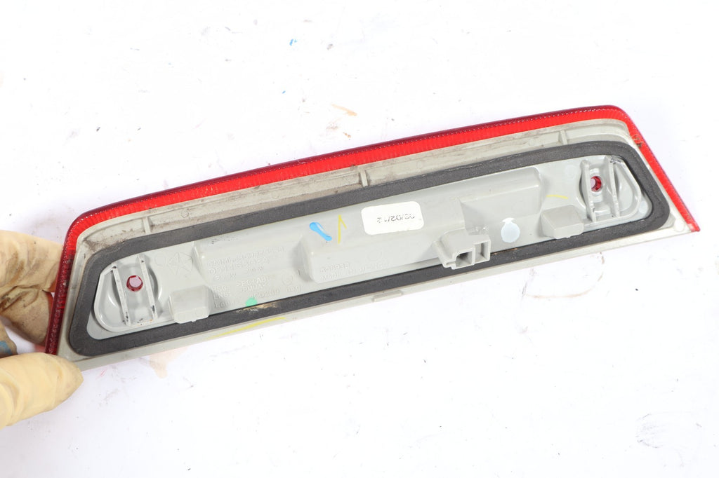 2009-2016 DODGE JOURNEY THIRD BRAKE LIGHT LED STOP HIGH MOUNT OEM