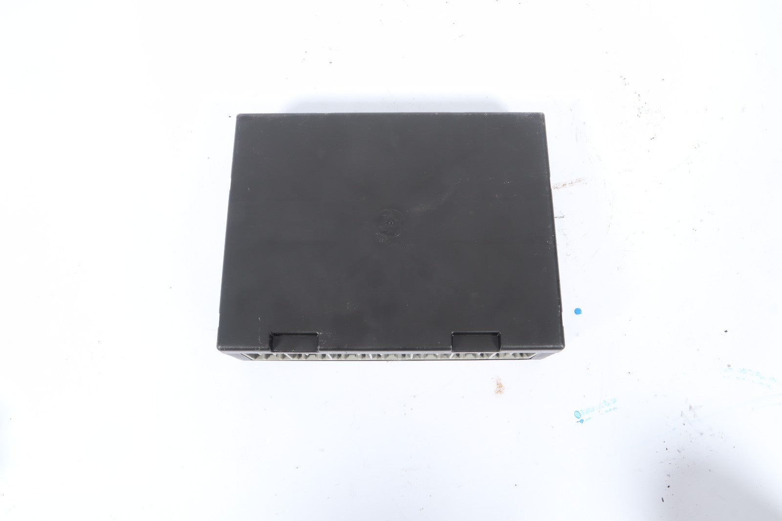 2016-2019 BUICK CASCADA BODY CONTROL MODULE BCM OEM 13592590
