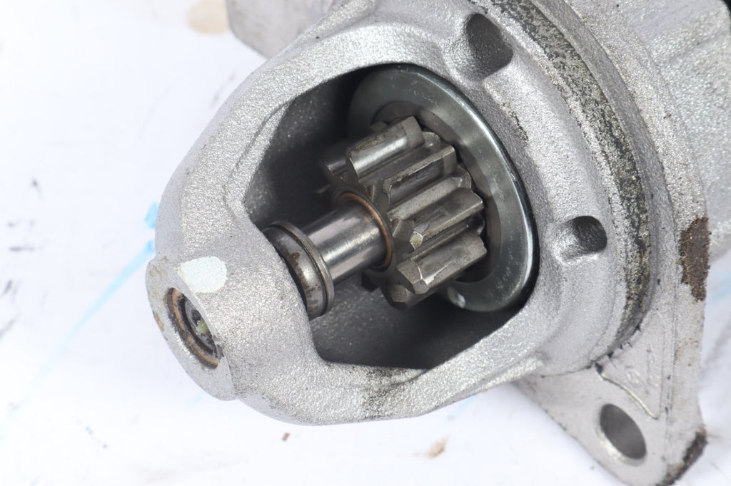 2007 - 2010 BMW X3 E83 Engine Starter Motor Assembly OEM