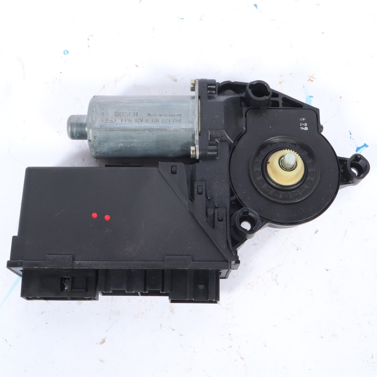 2006-2008 AUDI A4 3.2L RIGHT FRONT RF WINDOW MOTOR OEM