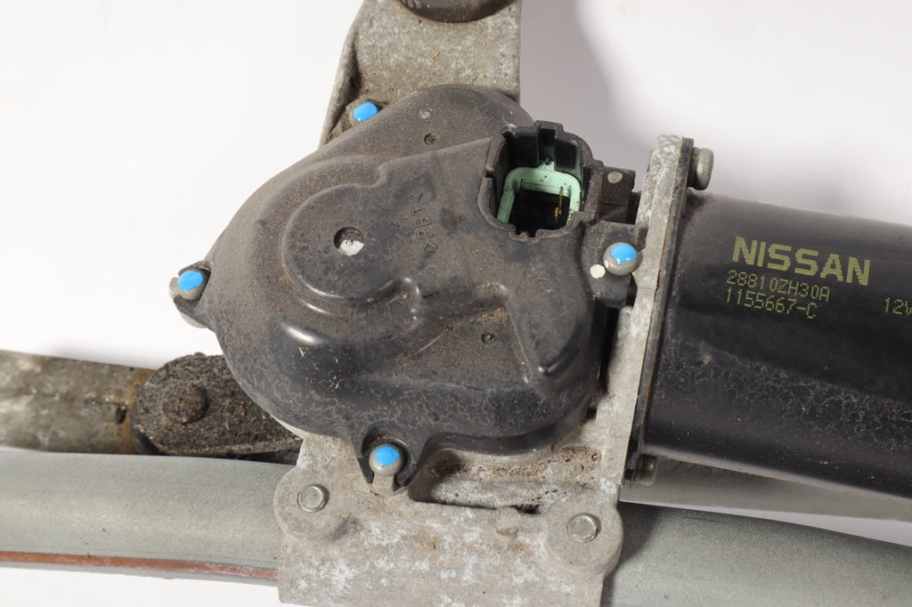 04-15 Nissan Armada Wiper Transmission Linkage Motor OEM 28800ZH30A