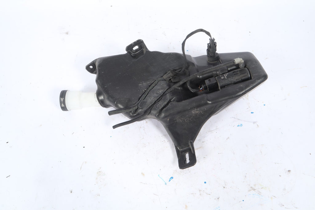 2016–2019 BUICK CASCADA WASHER FLUID RESERVOIR TANK W PUMP OEM 13260579