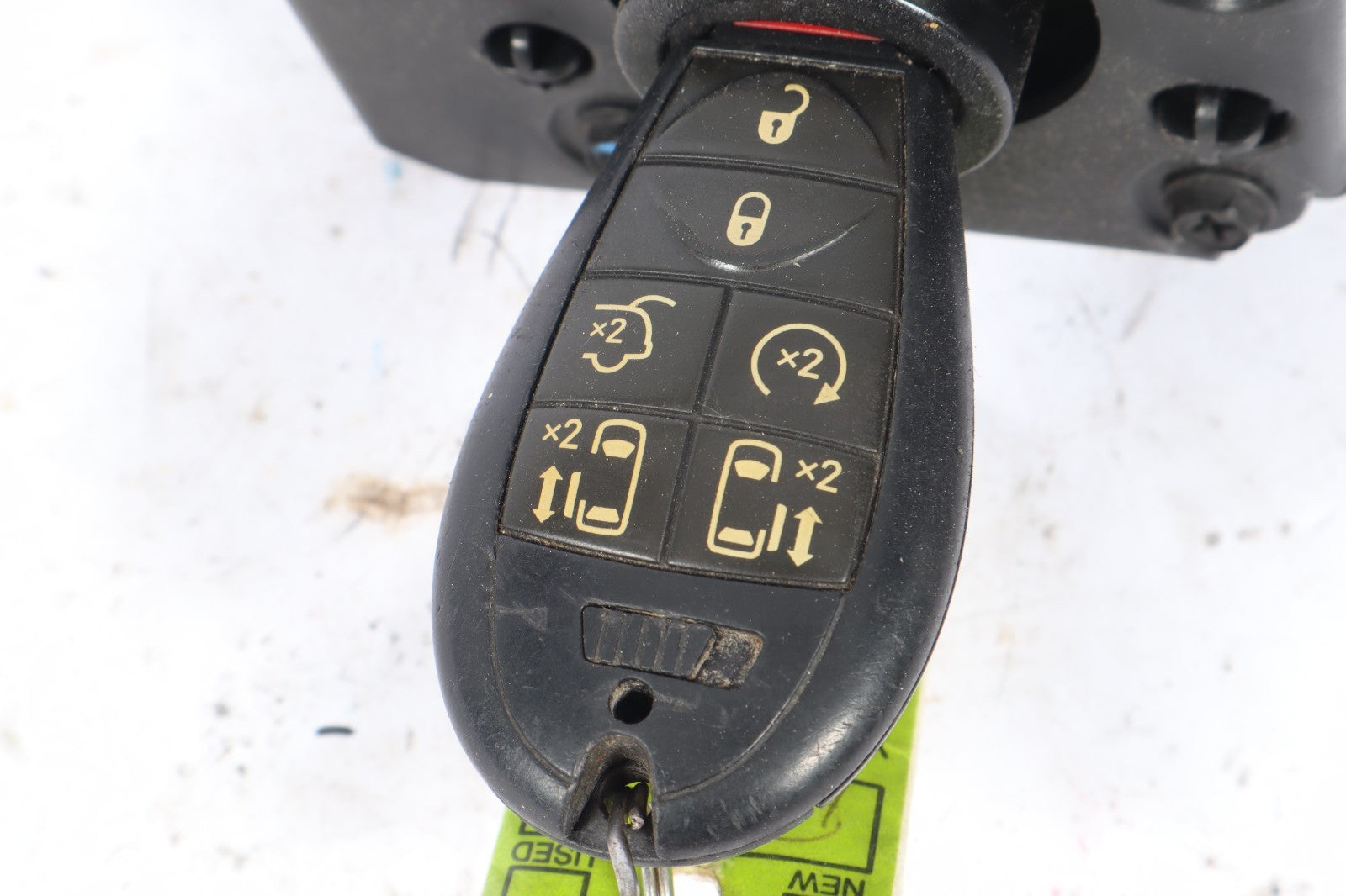 2015-2020 DODGE GRAND CARAVAN IGNITION SWITCH RECIEVER WITH KEY OEM