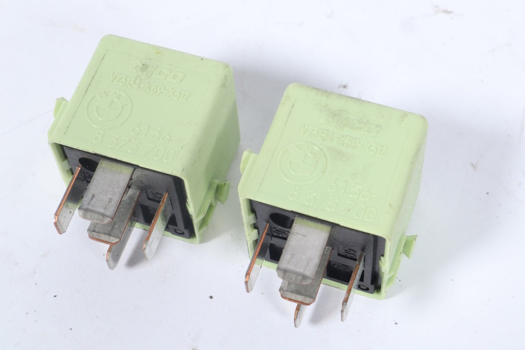 2004-2010 BMW X3 Fuel Pump Relay Fuse Light Green OEM
