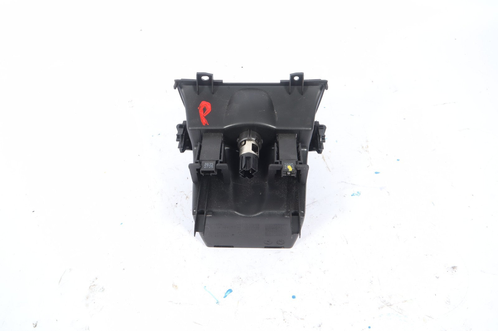 2016-2019 BUICK CASCADA CENTER CONSOLE POWER OUTLET USB AUX OEM