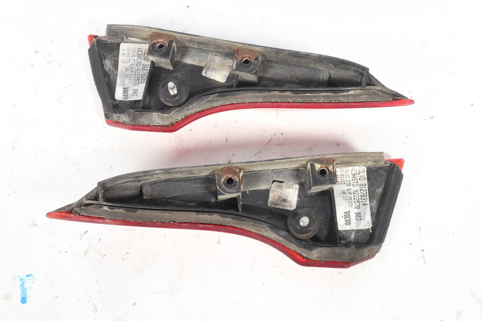 2006-2013 VOLVO C70 LEFT RIGHT SIDE TRUNK MOUNTED TAIL LIGTH OEM  31278314