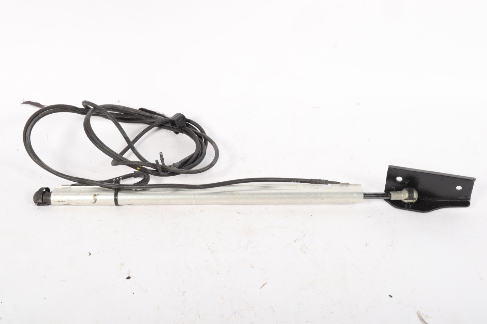 2012 BMW 650I F12 Rear Right Convertible Top Main Lift Cylinder HYDRAULIC  OEM