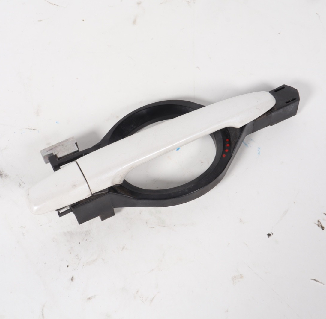 2013 - 2022 MITSUBISHI OUTLANDER REAR RIGHT SIDE EXTERIOR DOOR HANDLE OEM