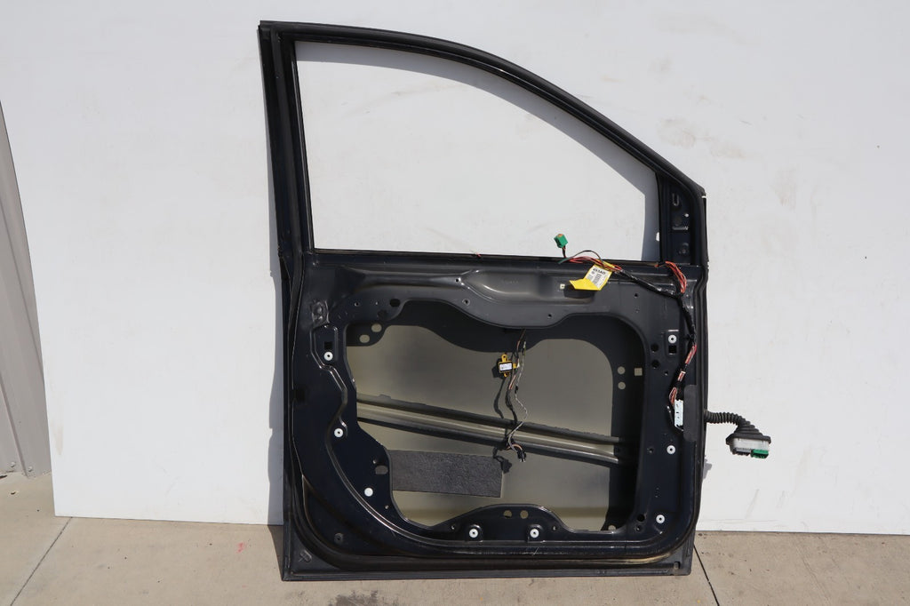2011-2018 DODGE GRAND CARAVAN FRONT LEFT DRIVER DOOR OEM ONLY PICK UP!!!