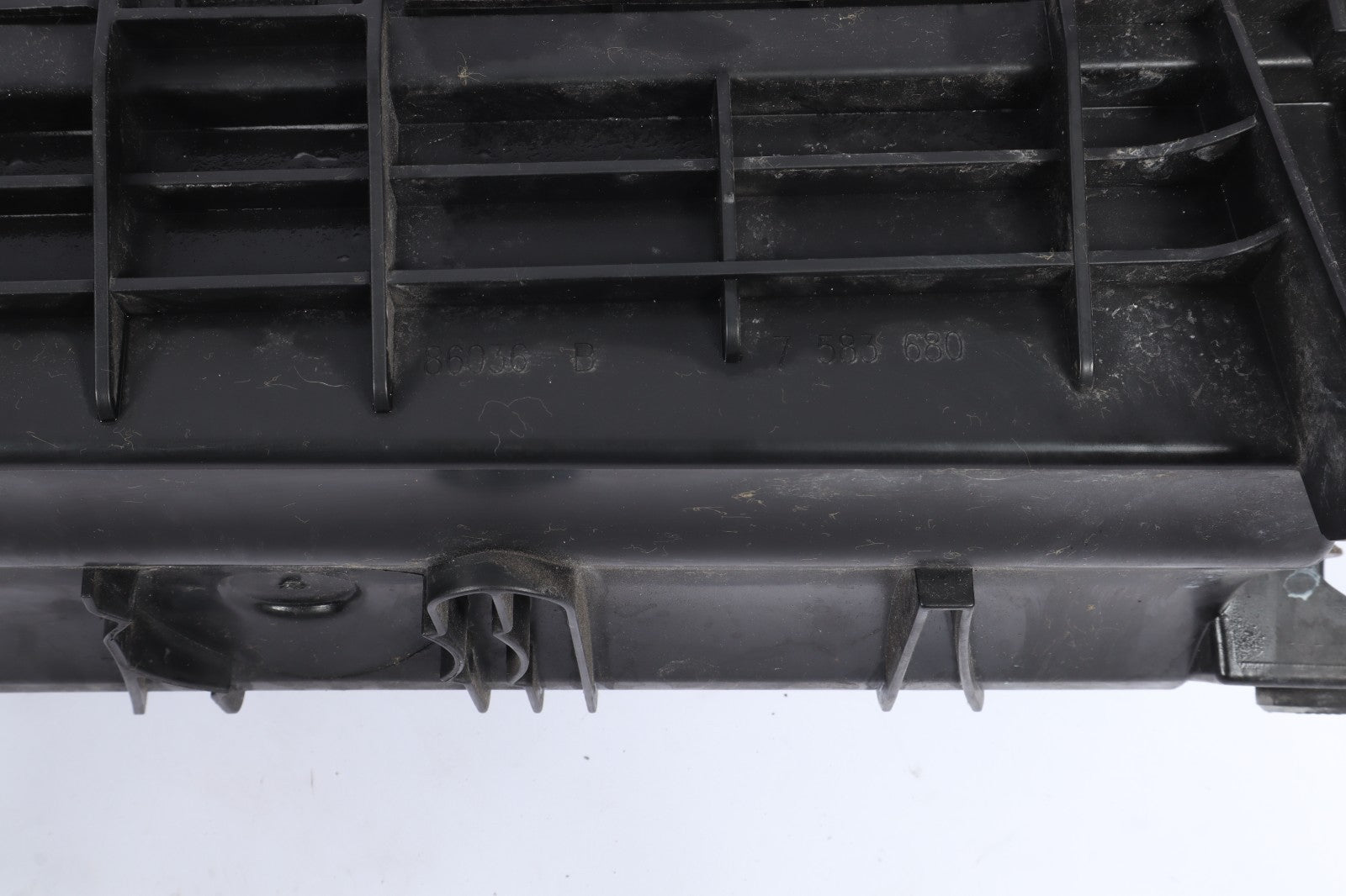2014-2018 MINI COOPER AIR INTAKE FILTER BOX OEM