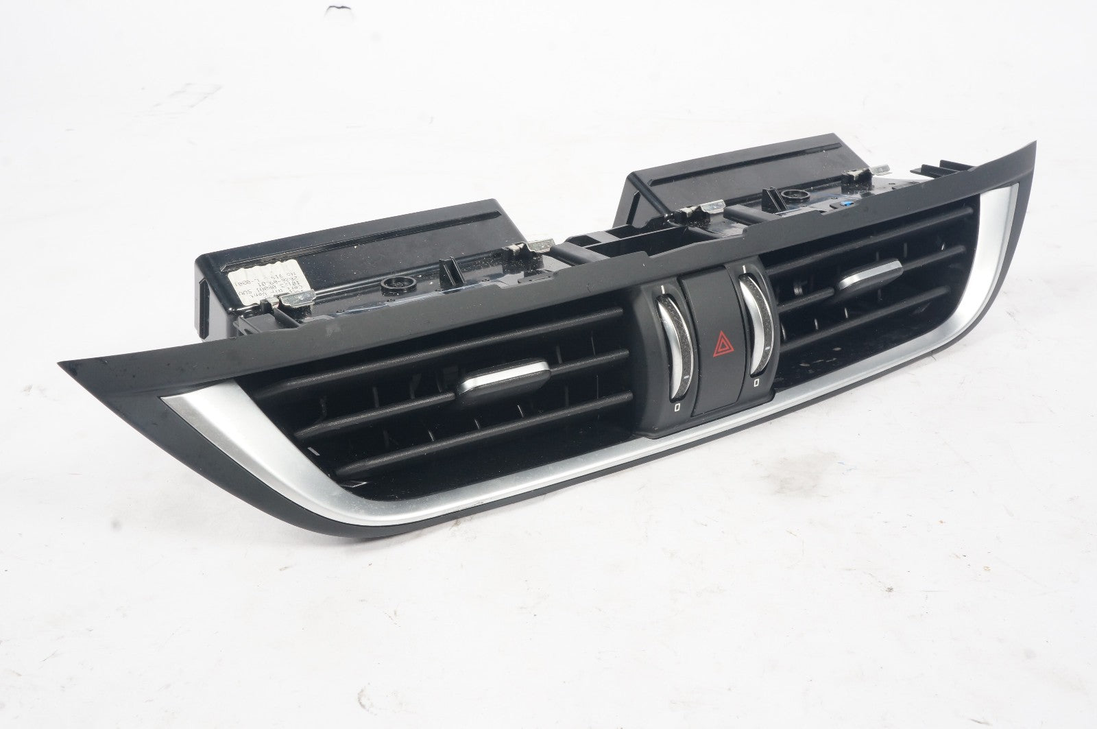 2018 - 2025 ALFA ROMEO STELVIO DASH CENTER AIR VENT GRILLE COVER OEM 464000934