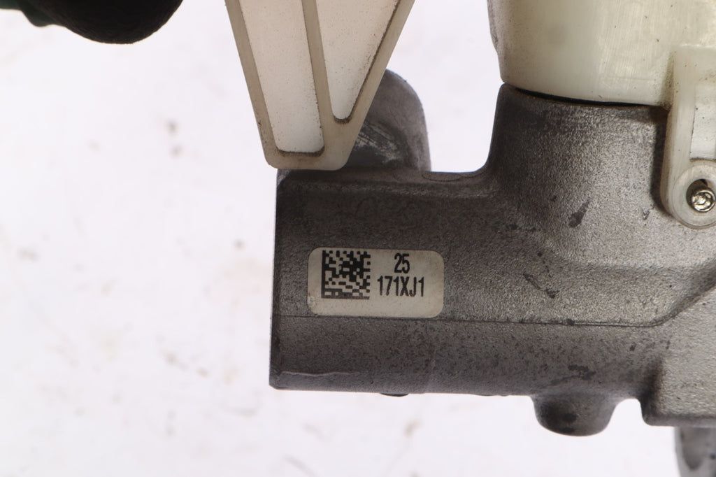 2016-2019 Buick Cascada Brake Master Cylinder OEM