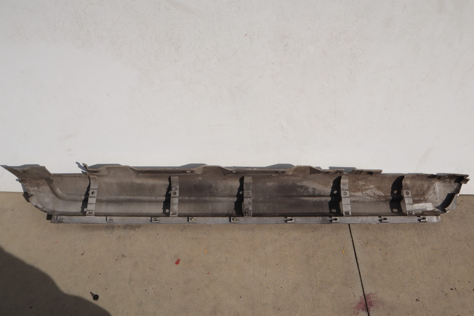 2006-2008 BMW X3 LEFT DRIVER SIDE SKIRT ROCKER PANEL OEM ONLY PICK UP!!!