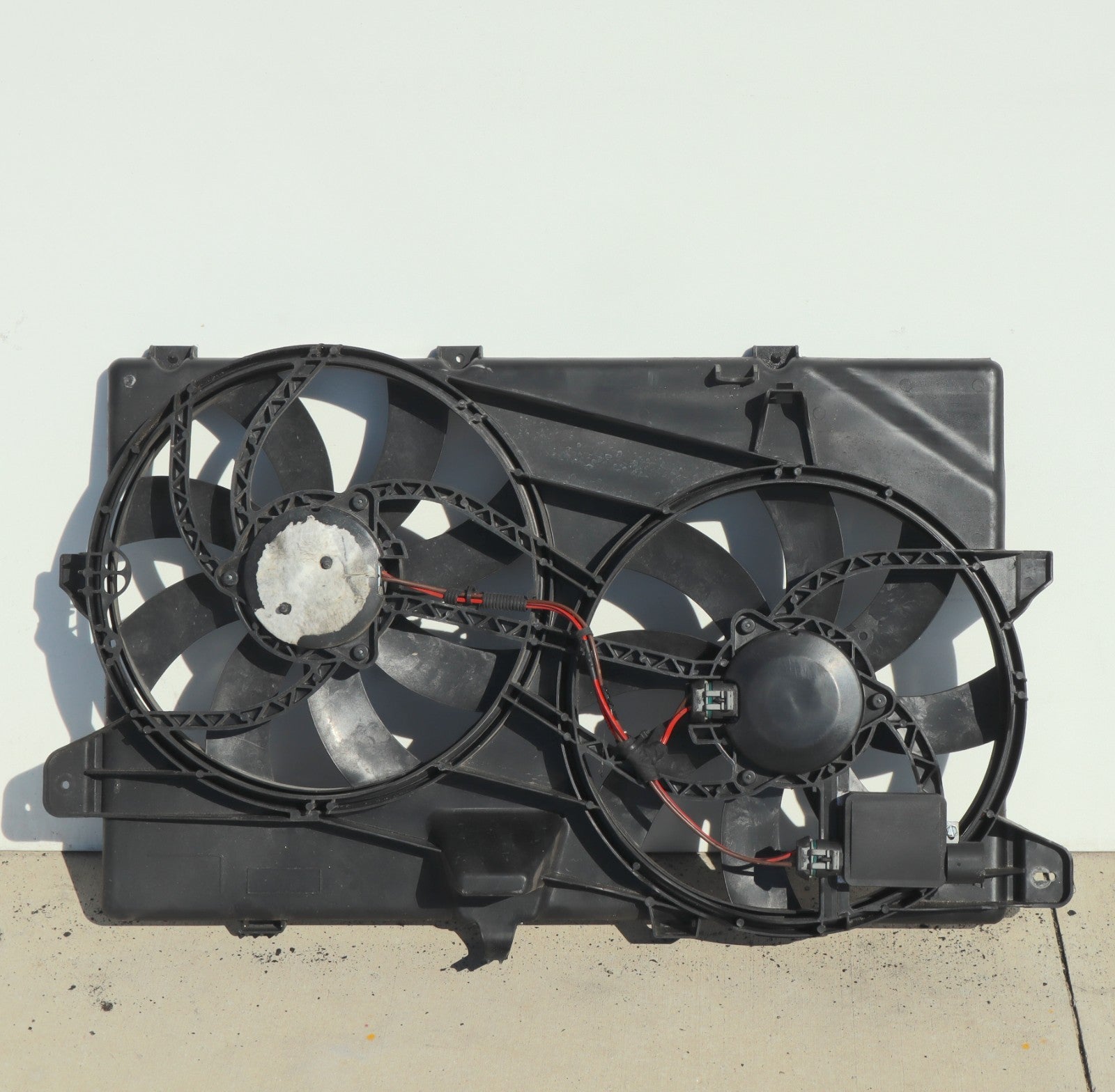 2007-2014 FORD EDGE RADIATOR MOTOR COOLING FAN ASSEMBLY OEM