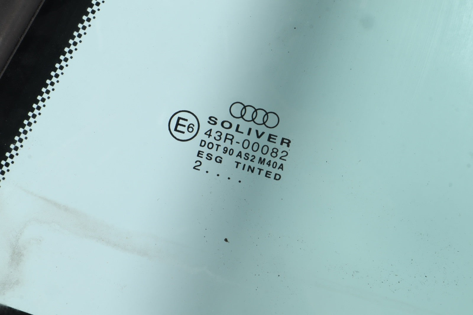 2002-2009 AUDI B7 A4 S4 RS4 CONVERTIBLE GLASS WINDOW RIGHT QUARTER REAR OEM