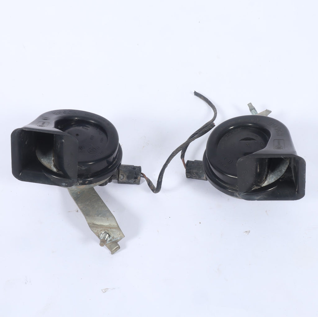 2007-2010  BMW X3 LEFT RIGHT HIGH LOW NOTE TONE HORN SIGNAL SET ALARM SIREN OEM