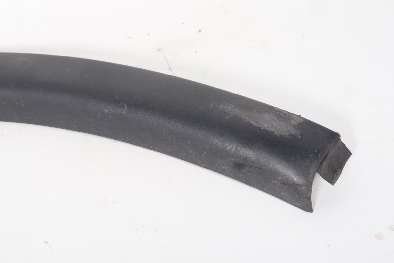 2015-208 MITSUBISHI OUTLANDER LEFT SIDE FRONT FENDER WHEEL ARCH TRIM MOLDING OEM