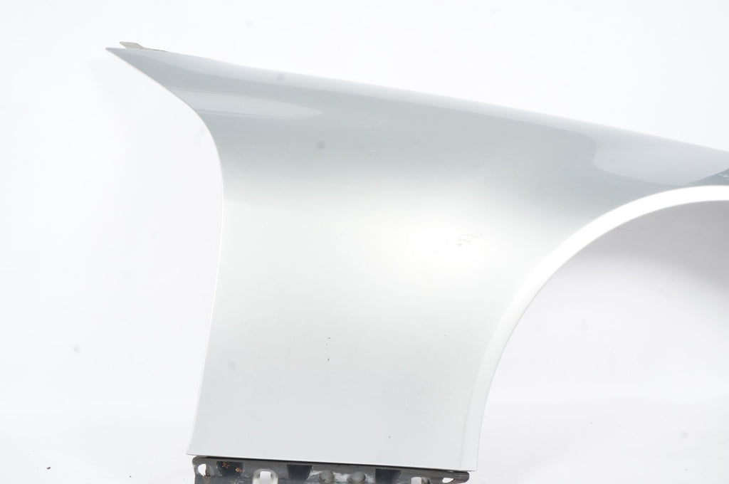 2005-2011 Mercedes R171 SLK280 SLK350 Front Right Side Fender Panel Assembly OEM