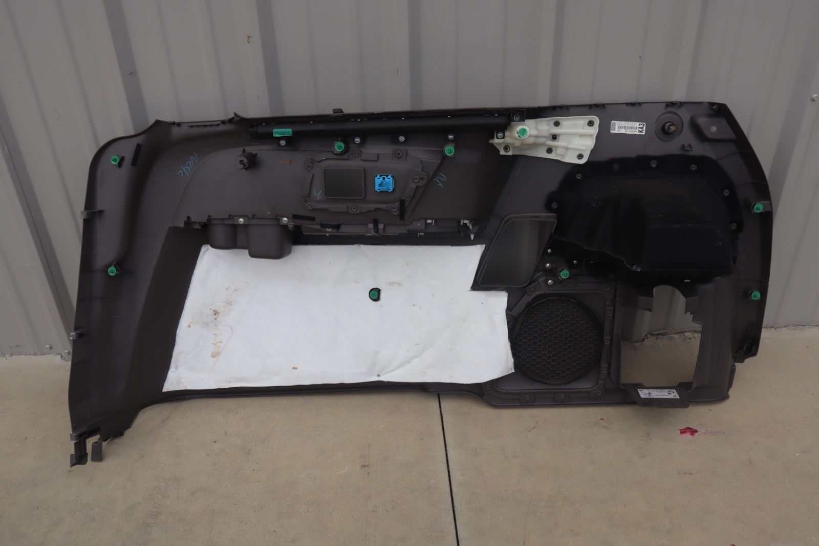 2014-2017 HONDA ODYSSEY ELITE TRUNK REAR LEFT SIDE QUARTER PANEL TRIM COVER OEM