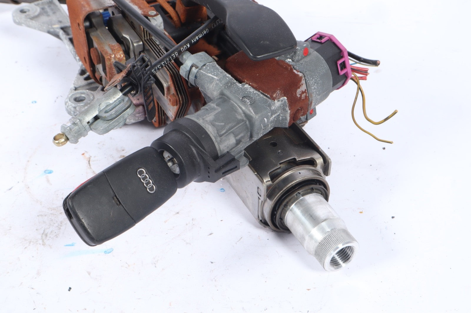 2003-2006 AUDI A4 CONVERTIBLE FRONT DRIVER SIDE STEERING COLUMN OEM