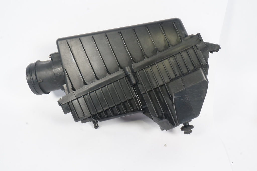 2018-2025 ALFA ROMEO STELVIO 2.0L ENGINE AIR CLEANER HOUSING COVER OEM 50546941