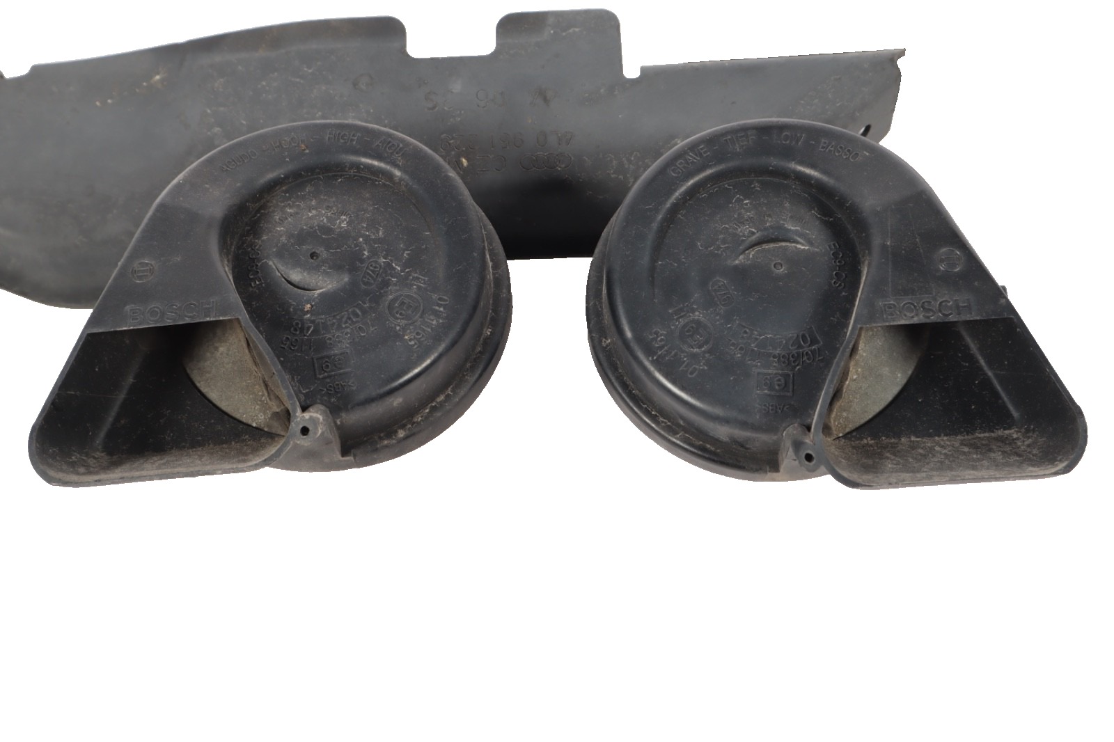 2007 - 2015 AUDI Q7 HIGH & LOW DUAL TONE NOTE HORN SIGNAL W/ BRACKET OEM