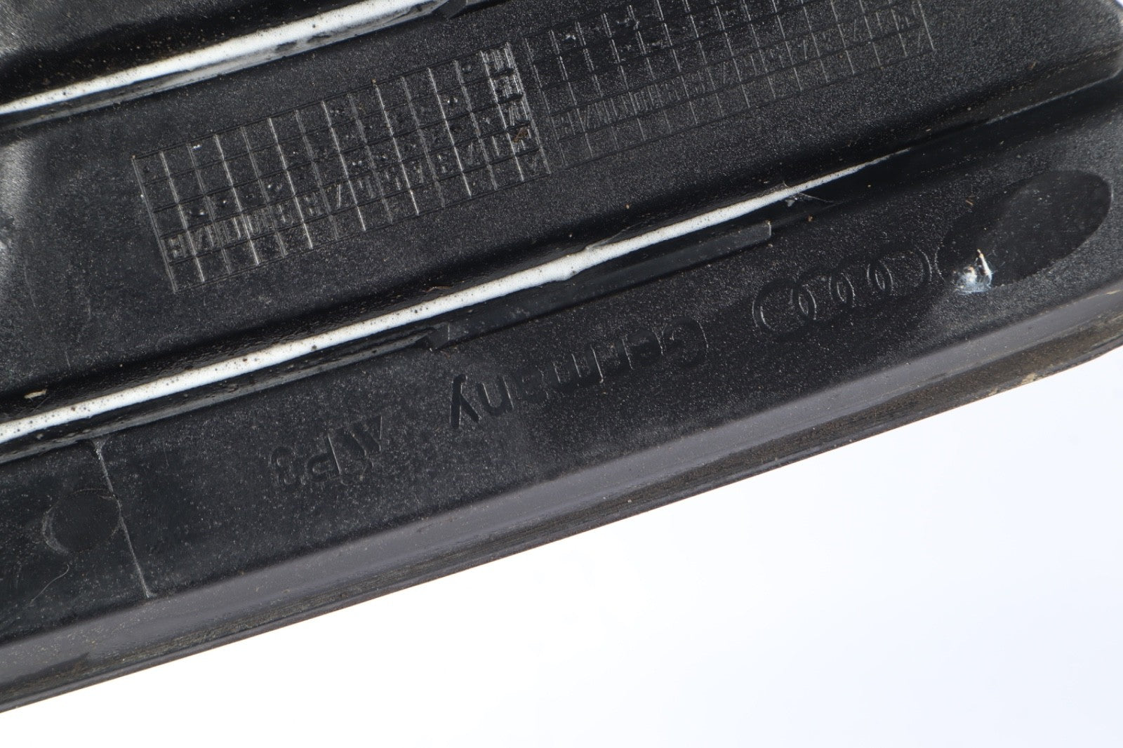 2003-2006 AUDI A4 B6 CABRIOLET LEFT DRIVER SIDE BUMPER FOG LIGHT GRILL OEM