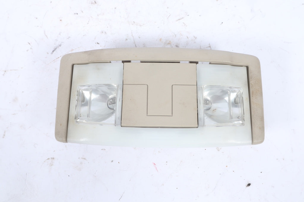 2010-2019 FORD TAURUS FRONT ROOF DOME LIGHT  OEM