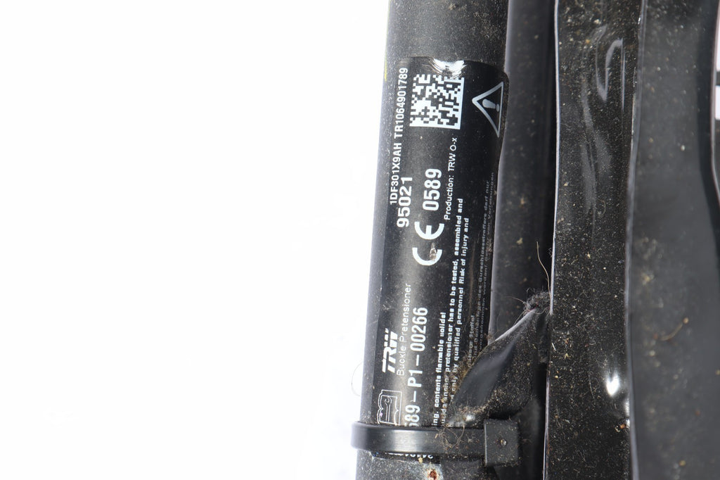 2017-2019 DODGE GRAND CARAVAN FRONT RIGHT SEAT TRACK FRAME RAIL OEM