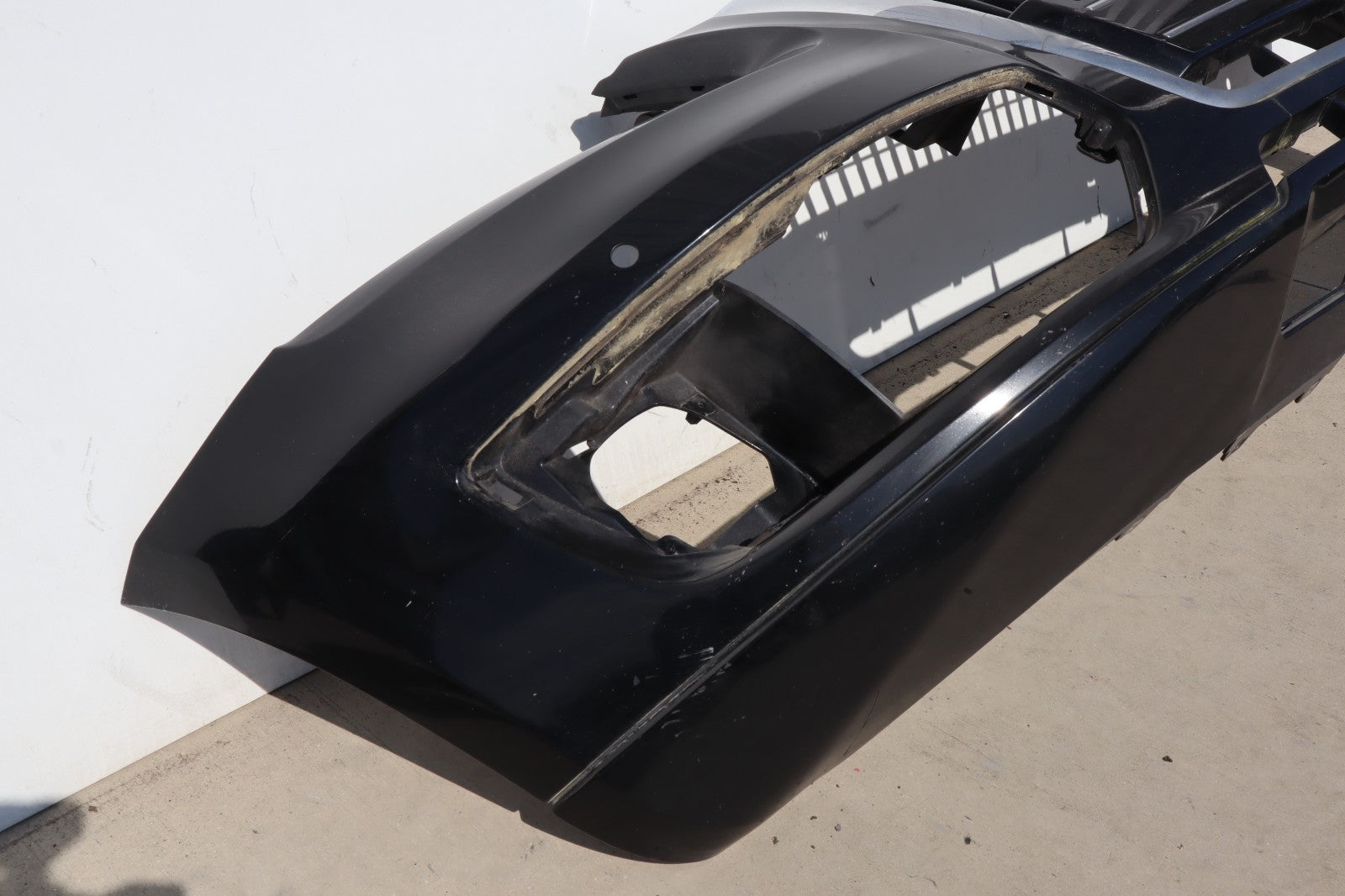 2009-2012 AUDI Q5 FRONT BUMPER COVER OEM ONLY PICK UP!!!