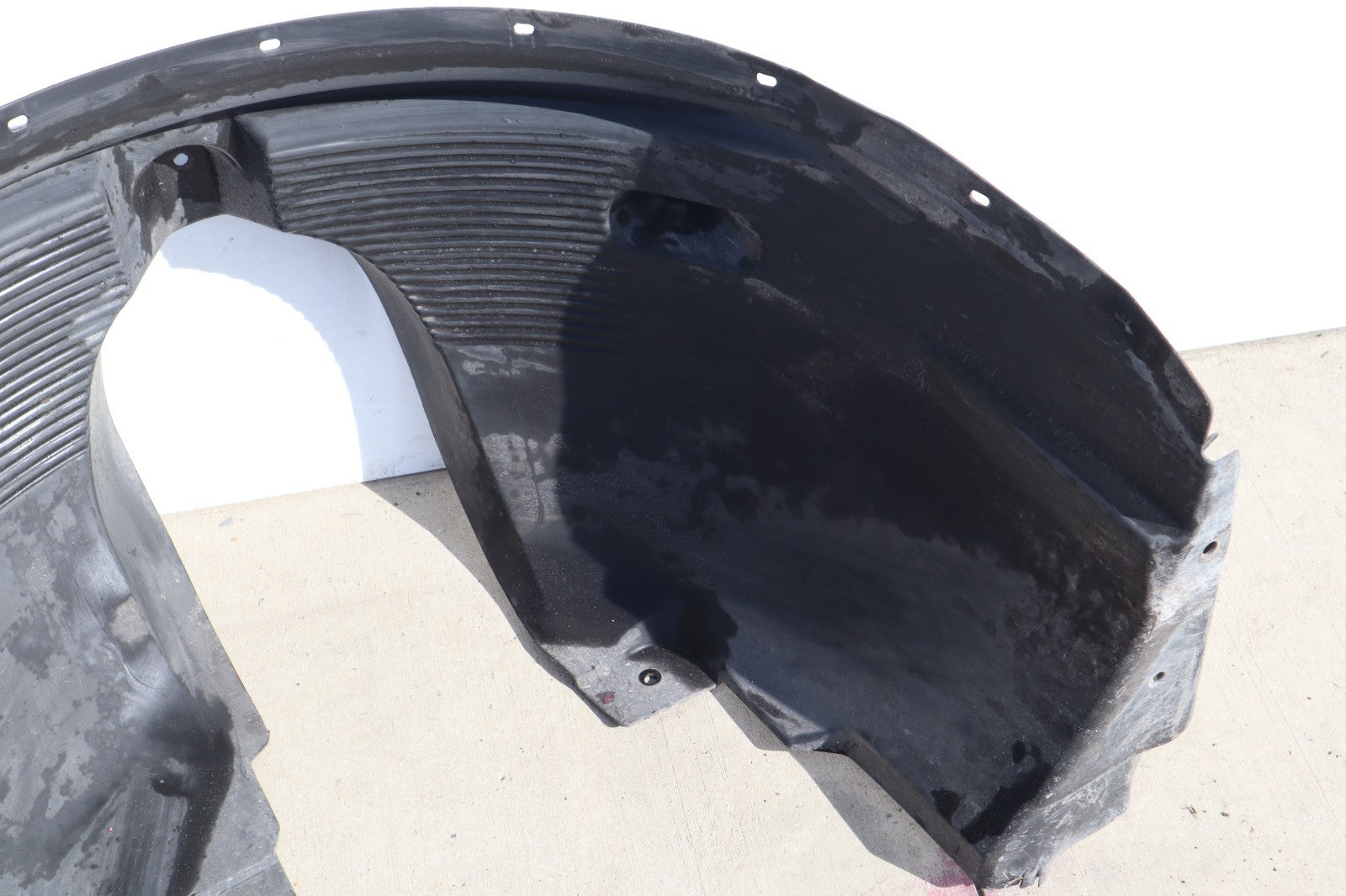 2007-2010 BMW X3 FRONT LEFT DRIVER SIDE ARCH LINER FOR ADDITION COOLER OEM