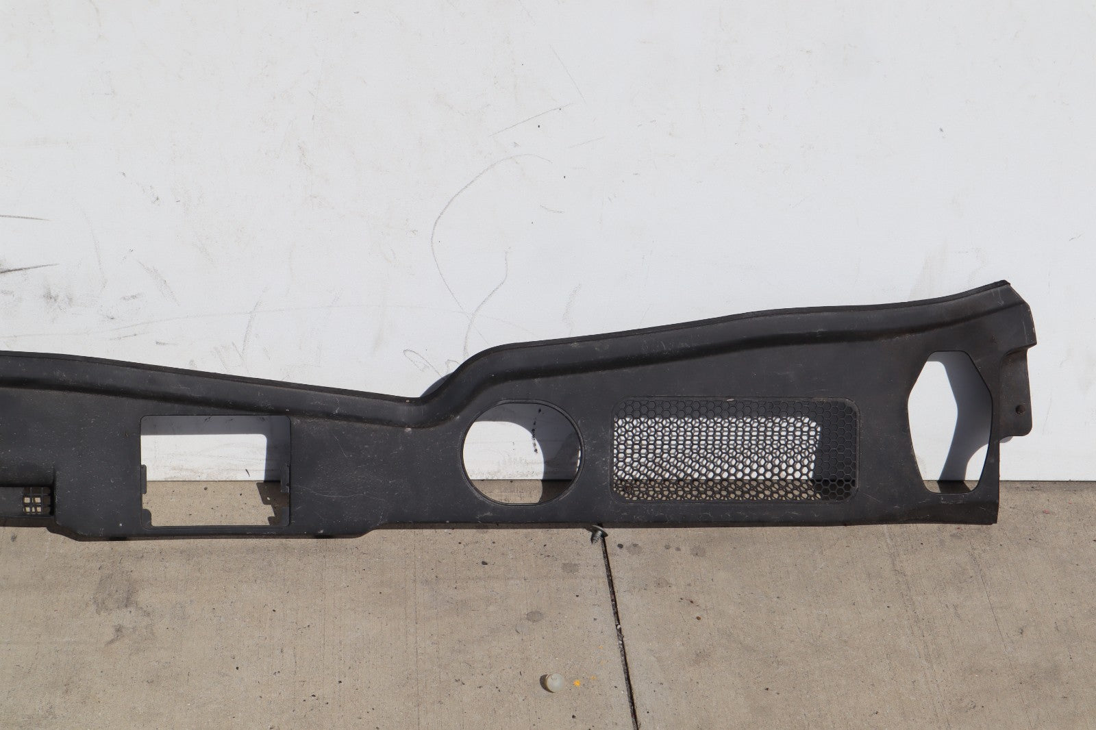 2011-2014 AUDI Q5 SQ5 FIREWALL ENGINE BAY COWL COVER 8R1819447A OEM