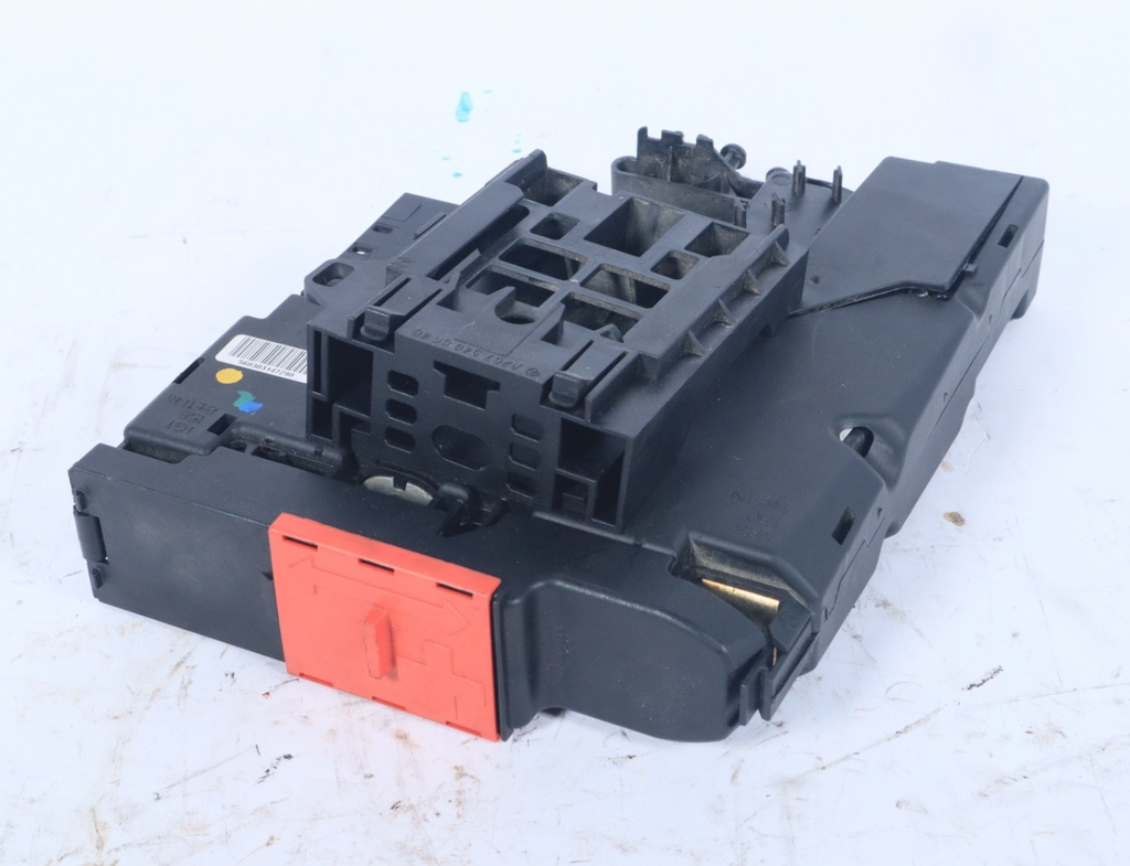 10-14 W204 W207 E550 E350 C250 C350 Fuse Relay Junction Terminal Connection OEM