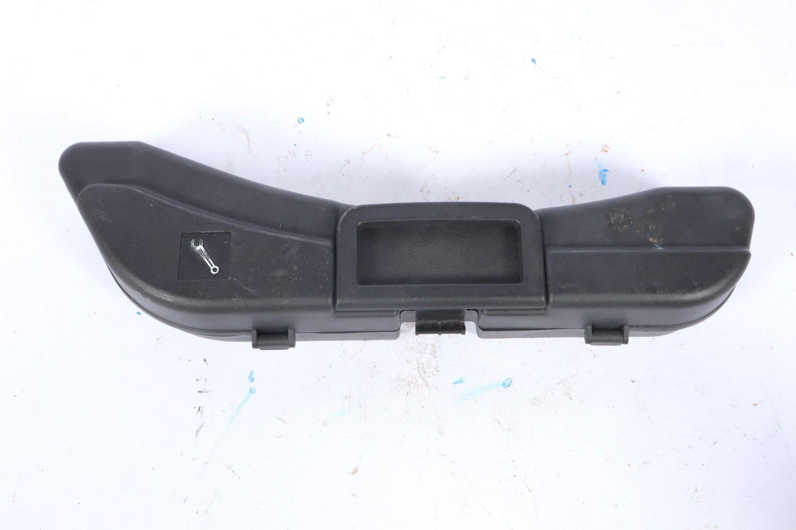 2005-2008 AUDI  A4 CONVERTIBLE EMERGENCY TIRE TOOL KIT OEM 8E0012111