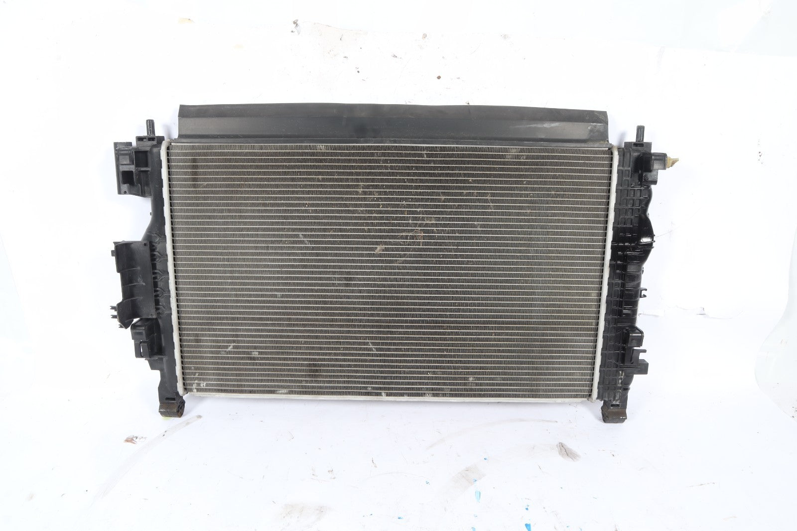 2016 -2019 BUICK CASCADA RADIATOR 1.6L FWD OEM