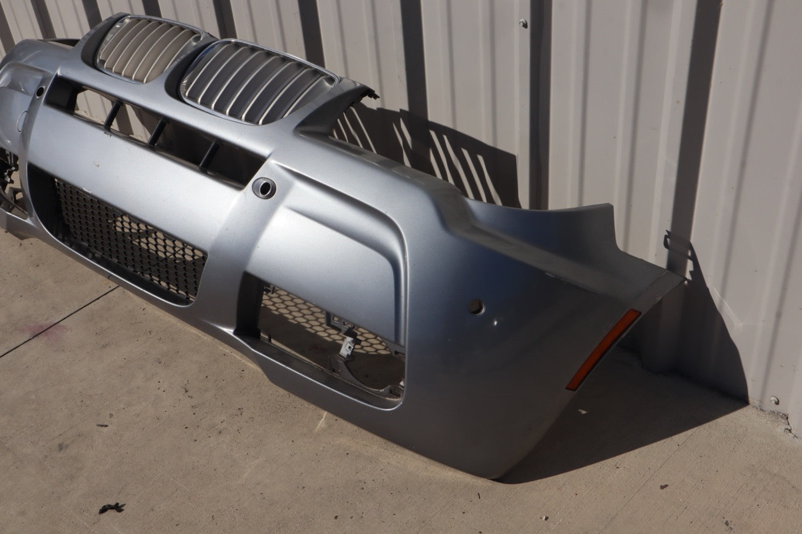 2007-2010 BMW X3 M SPORT FRONT BUMPER COVER OEM
