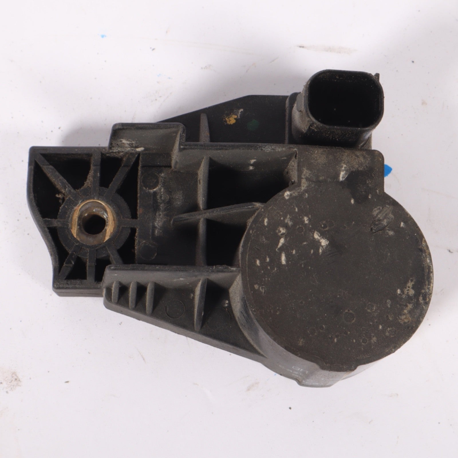 BUICK CASCADA REAR SUSPENSION HEAD LAMP LEVELING POSITION SENSOR OEM 13362768