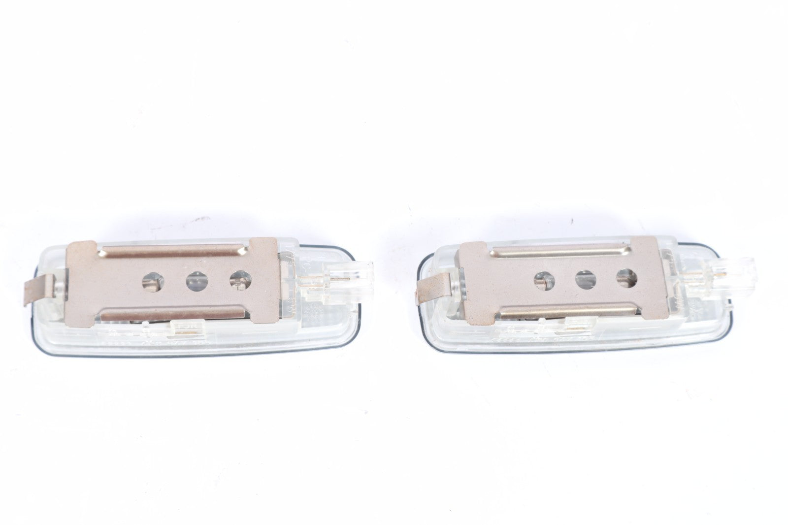 2009-2018 AUDI Q5 8R FRONT SIDE DOOR PANEL COURTESY LIGHT LAMP OEM