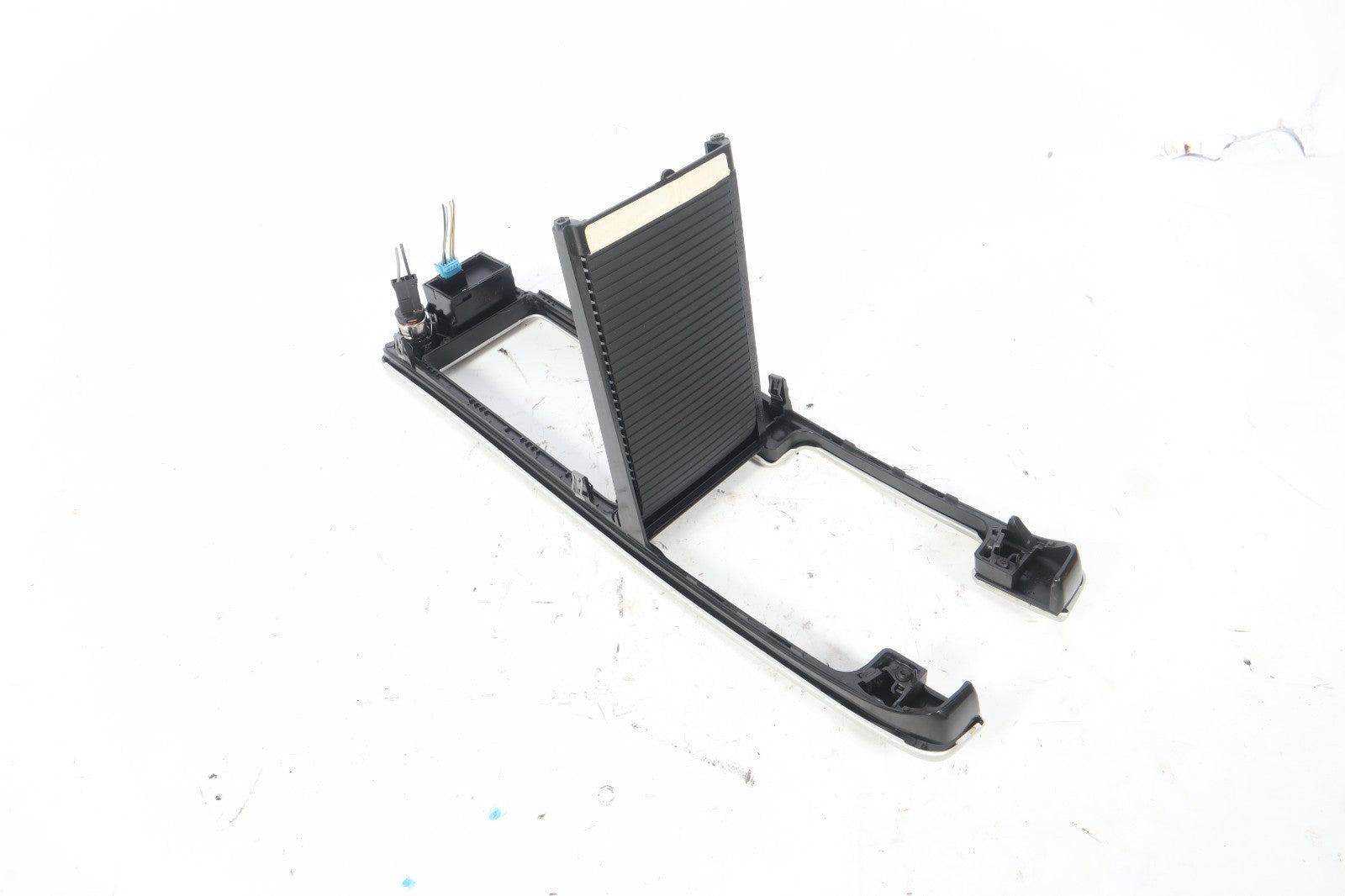 2011-2013 VOLVO C70 CONSOLE CENTER CONSOLE TRIM COMPARTMENT OEM