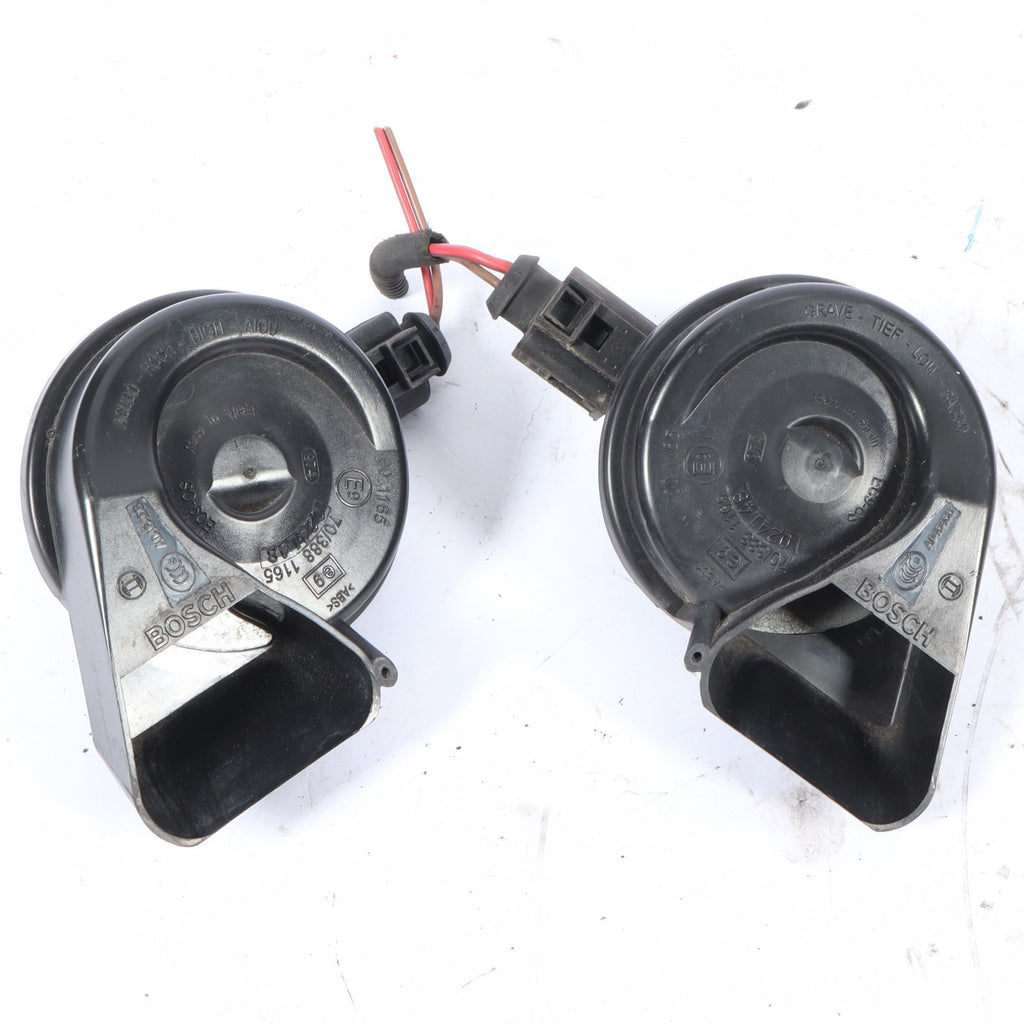 2009-2017 AUDI Q5 LEFT RIGHT SIDE HORN OEM