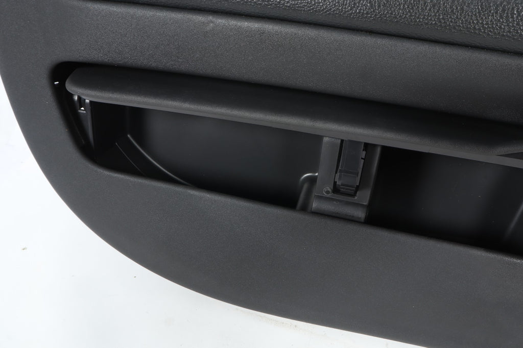 2006 - 2013 VOLVO C70 LEFT FRONT DOOR TRIM PANEL OEM 8676933