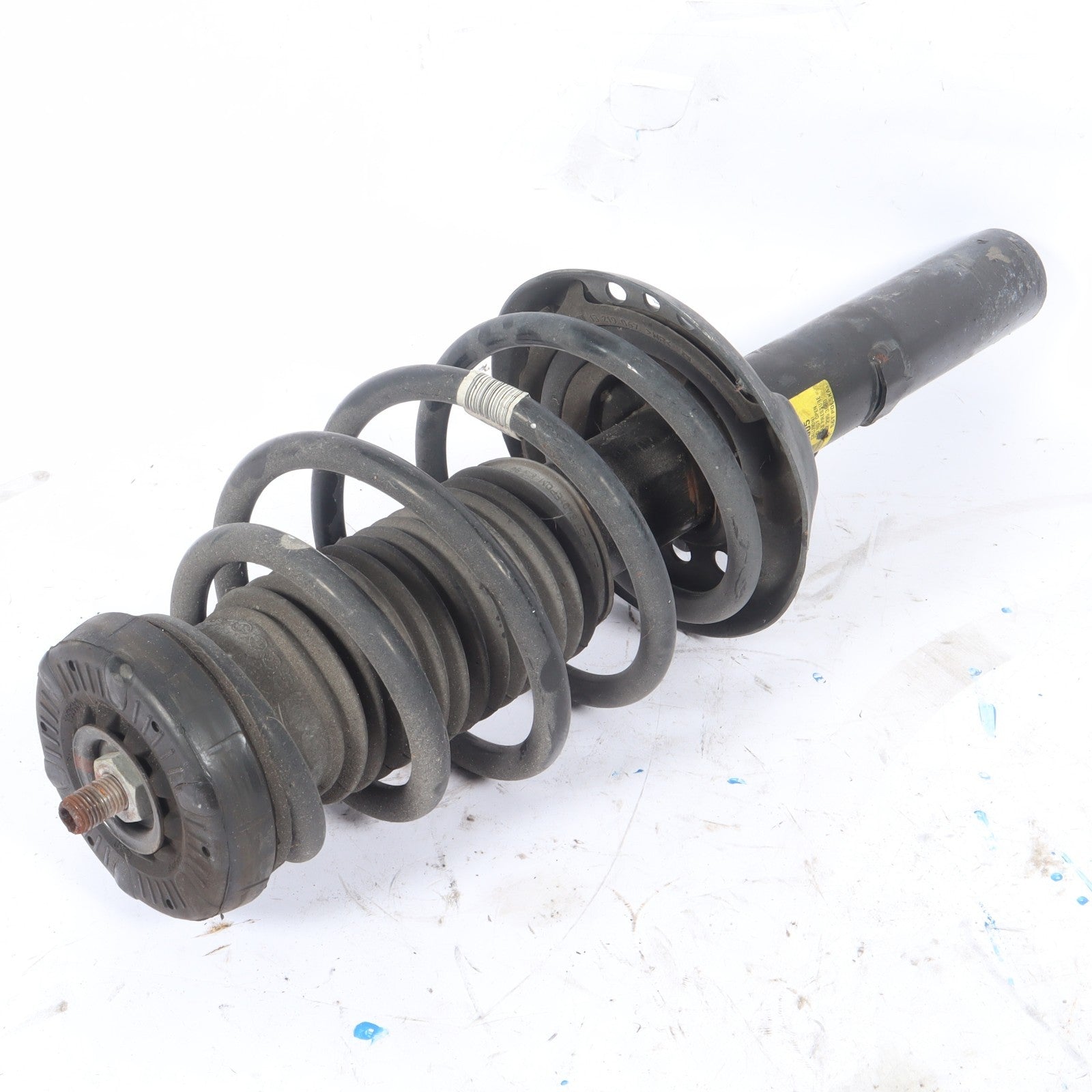 2016-2019 BUICK CASCADA FRONT LEFT STRUT OEM 39013264