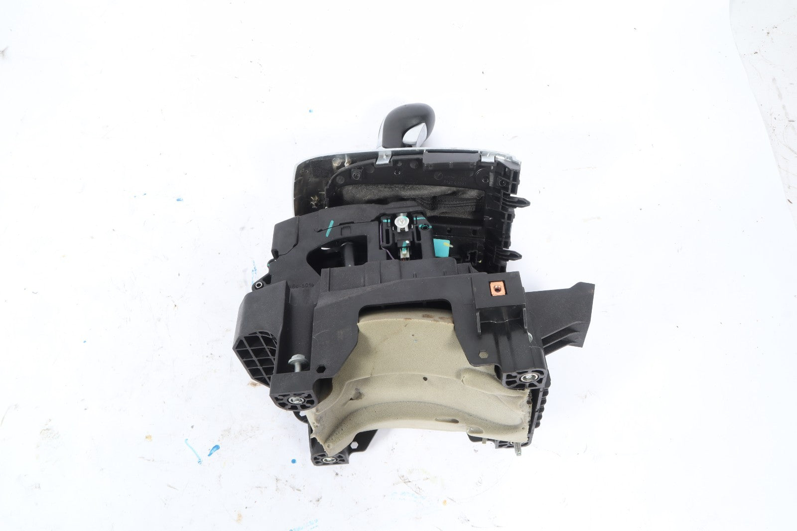 2016-2019 BUICK CASCADA AUTO TRANSMISSION GEAR SHIFTER SELECTOR KNOB OEM
