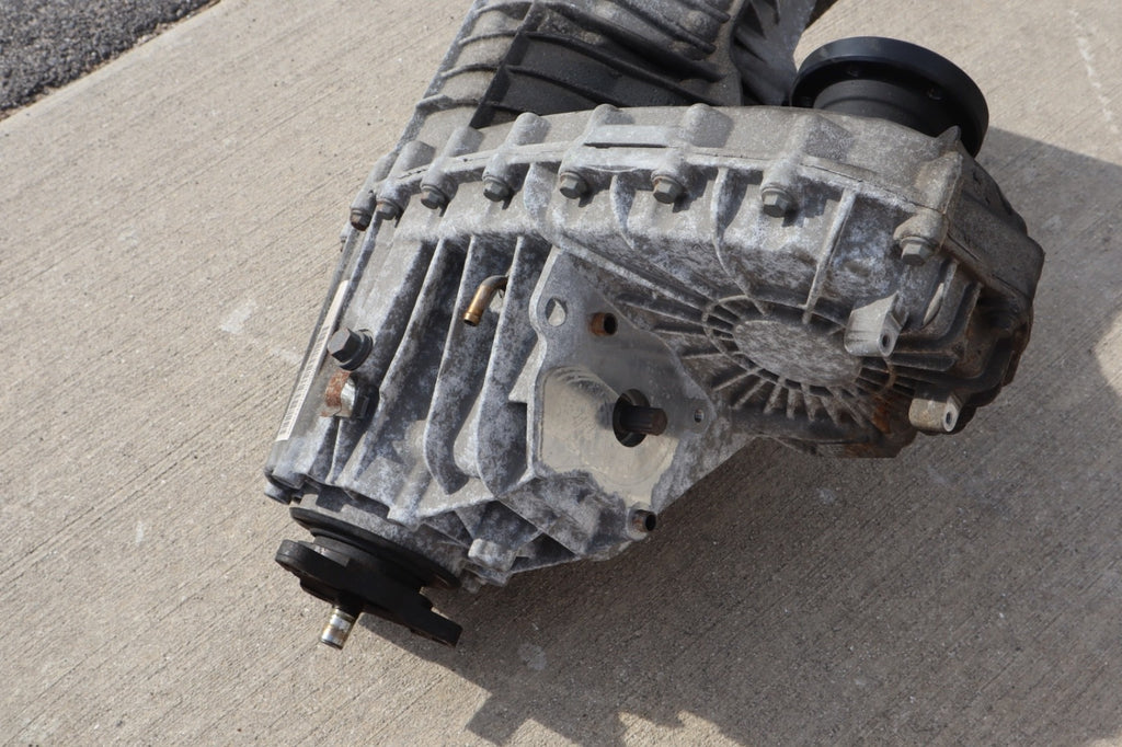 2005 Porsche Cayenne Transfer Case Assembly OEM 0AD.341.040.T