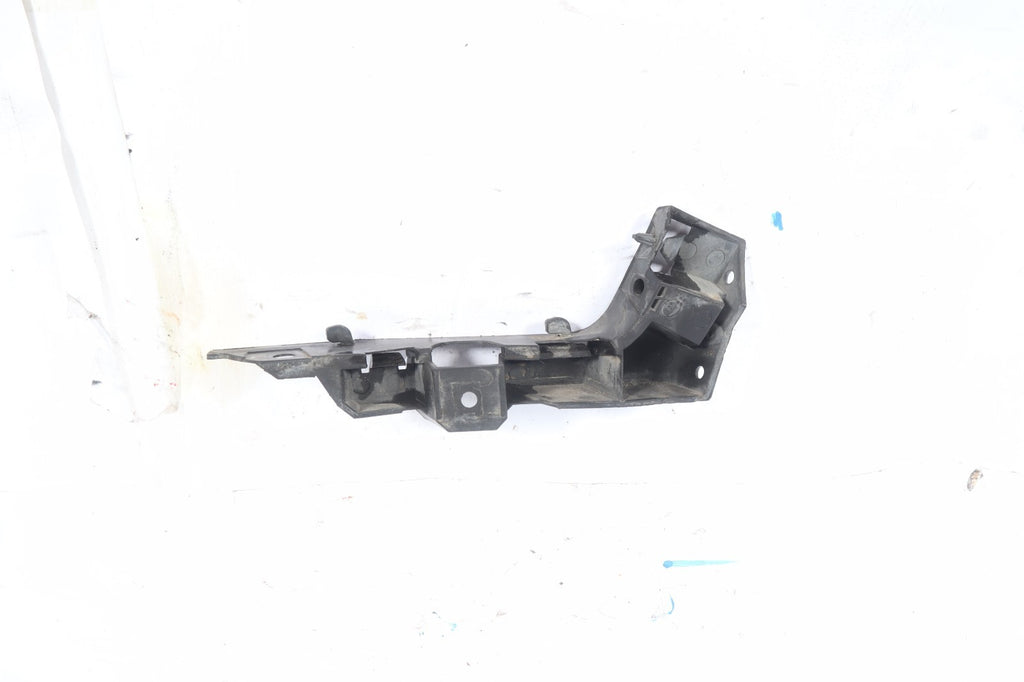 2004-2010 BMW X3 FRONT LEFT DRIVER SIDE BUMPER MOUNT BRACKET 3400919 OEM