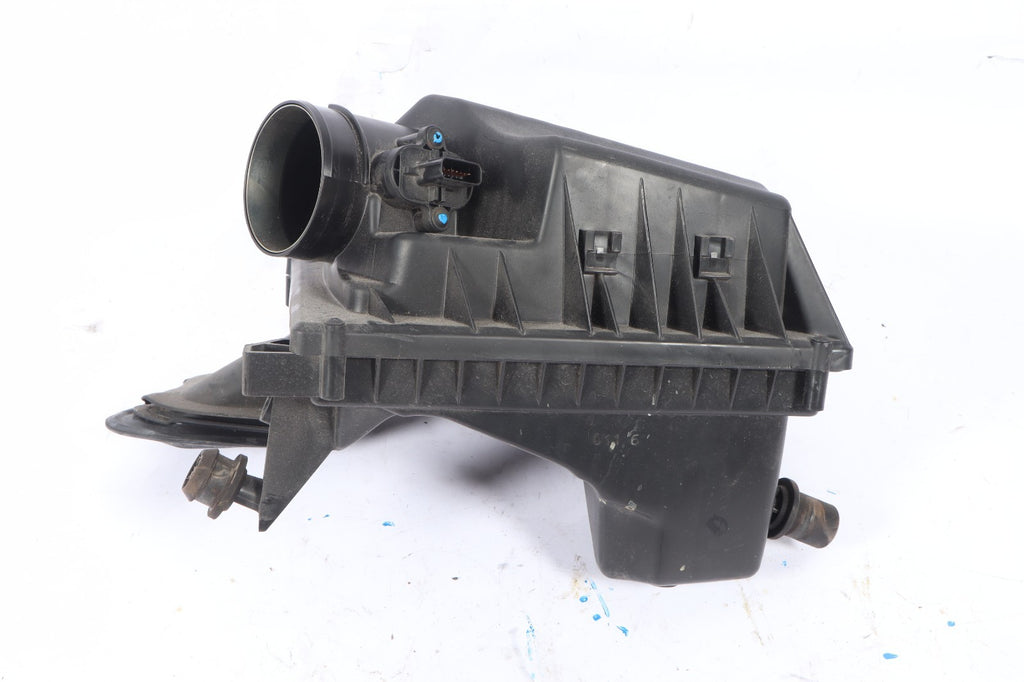 2016–2019 BUICK CASCADA AIR FILTER BOX AIR CLEANER HOUSING OEM 13472790