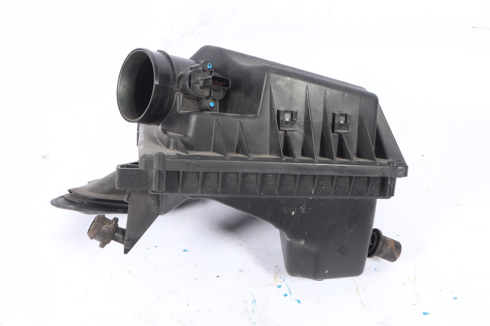 2016–2019 BUICK CASCADA AIR FILTER BOX AIR CLEANER HOUSING OEM 13472790