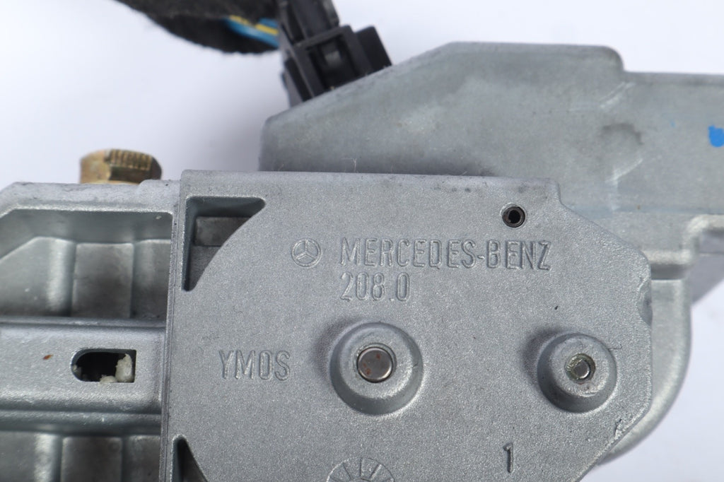 2001-2002 MERCEDES BENZ CLK230 IGNITION STEERING LOCK A2084620330 OEM