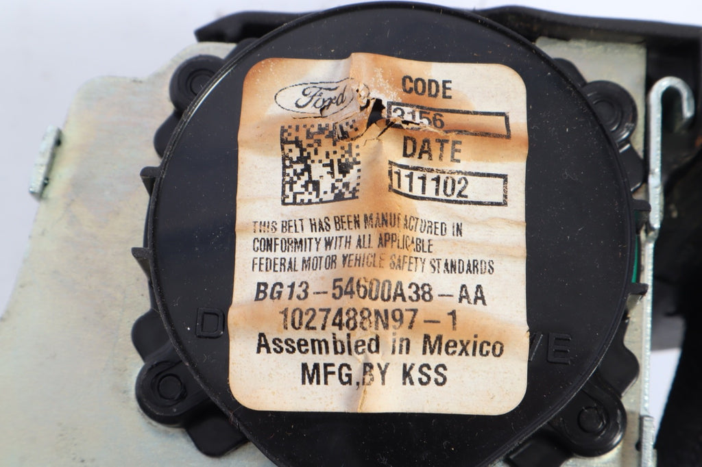 2010-2016 FORD TAURUS REAR LEFT AND RIGHT CENTER OEM